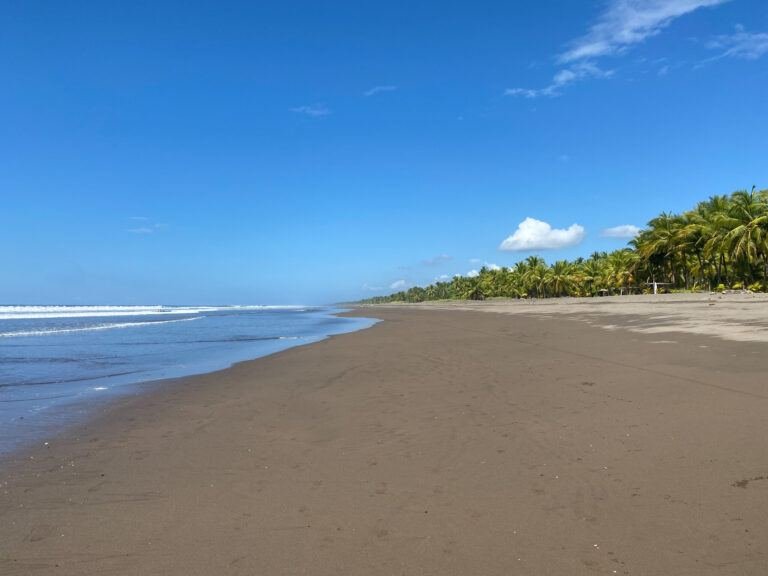 Beso del Viento — Playa Isla Palo Seco, Costa Rica